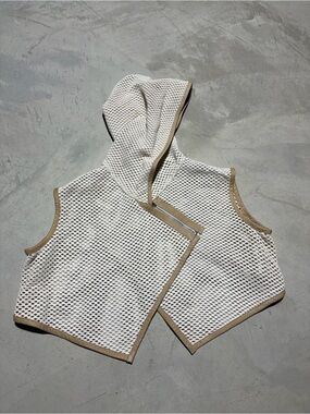 Ann everett cropped Hooded l Vest with Tan Trim